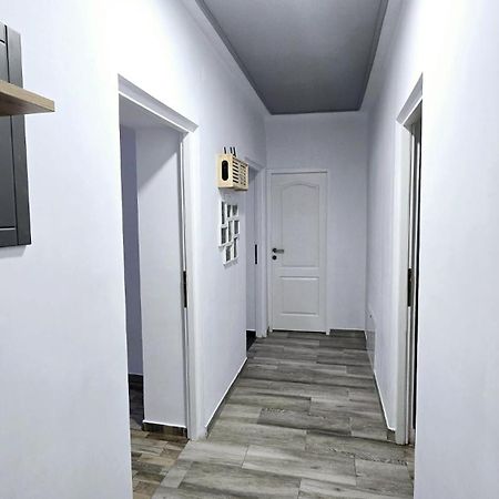 Apartament 3 Camere Hd Hunedoara Exteriör bild
