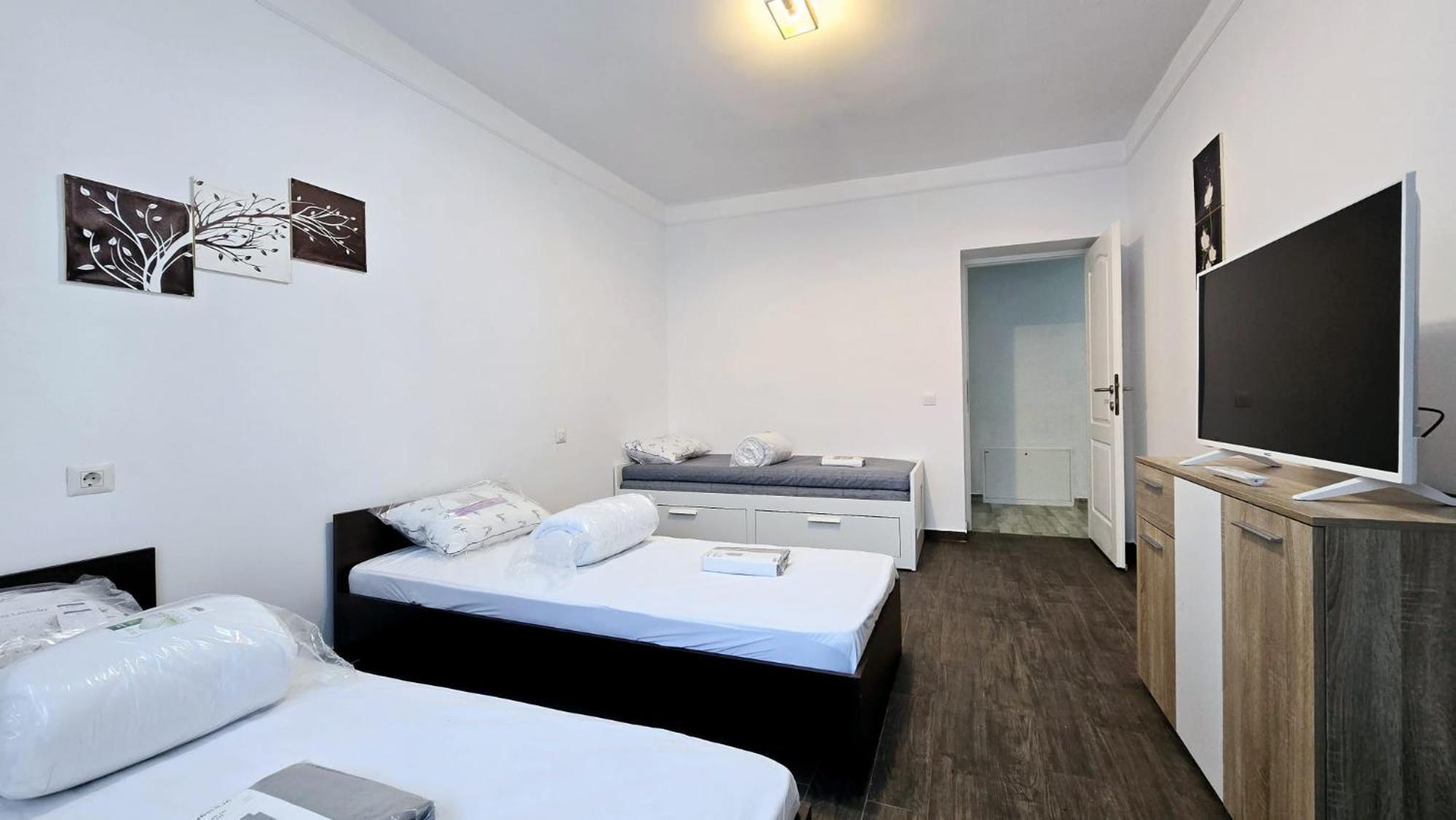 Apartament 3 Camere Hd Hunedoara Exteriör bild