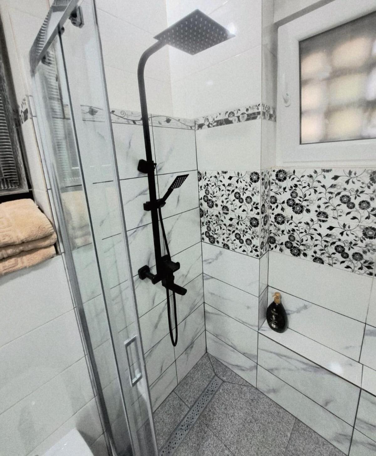 Apartament 3 Camere Hd Hunedoara Exteriör bild